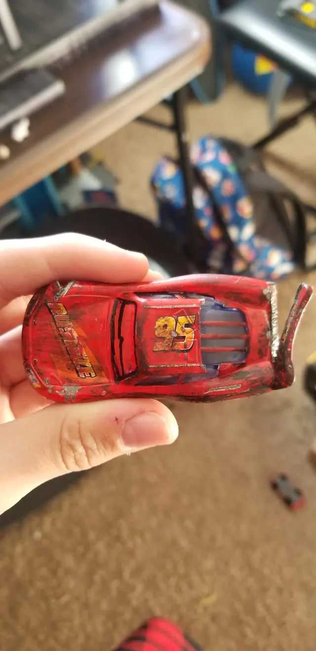 47225 applying paint diecast