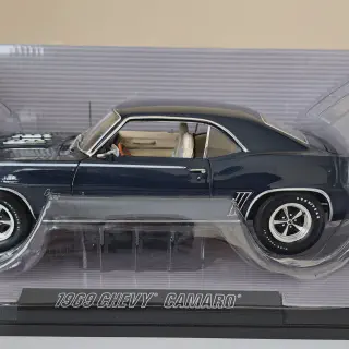 /img/47226-diecast-model-unboxing-video.webp