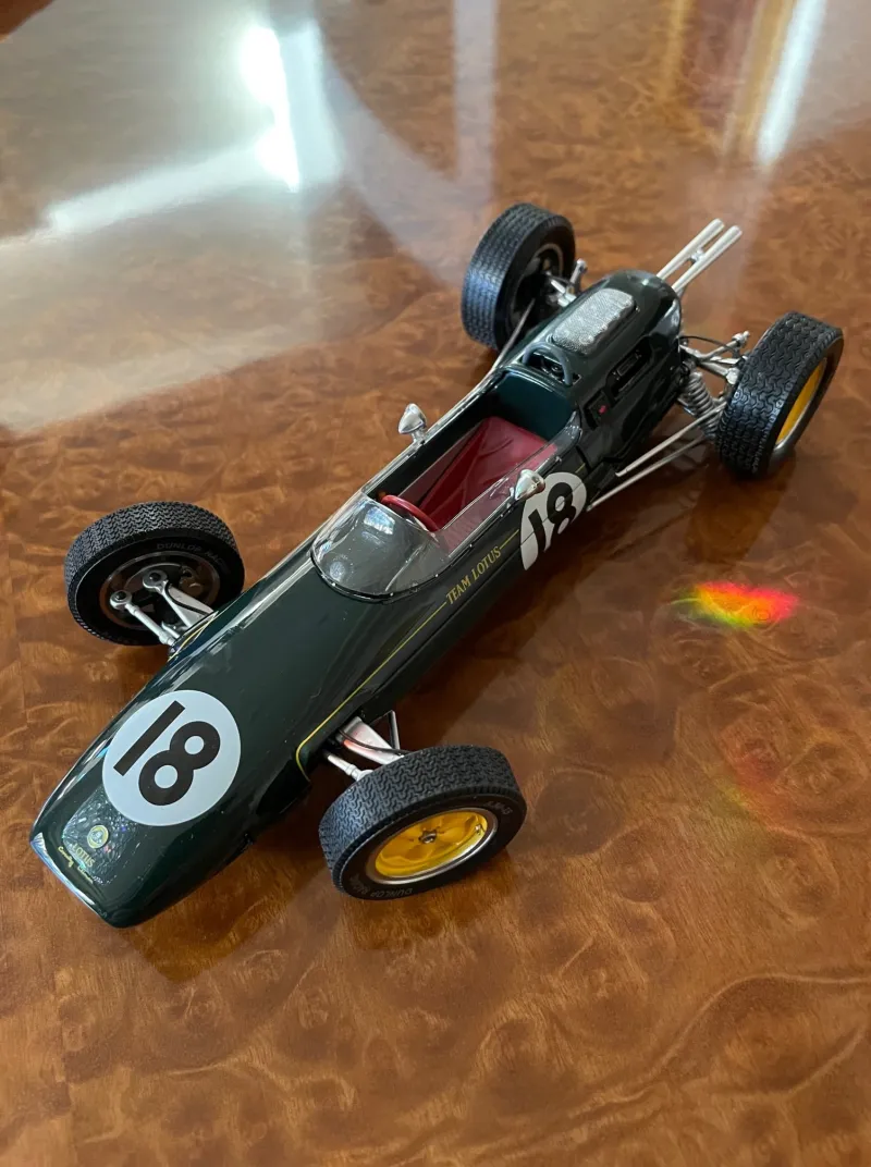 47235 collecting diecast models