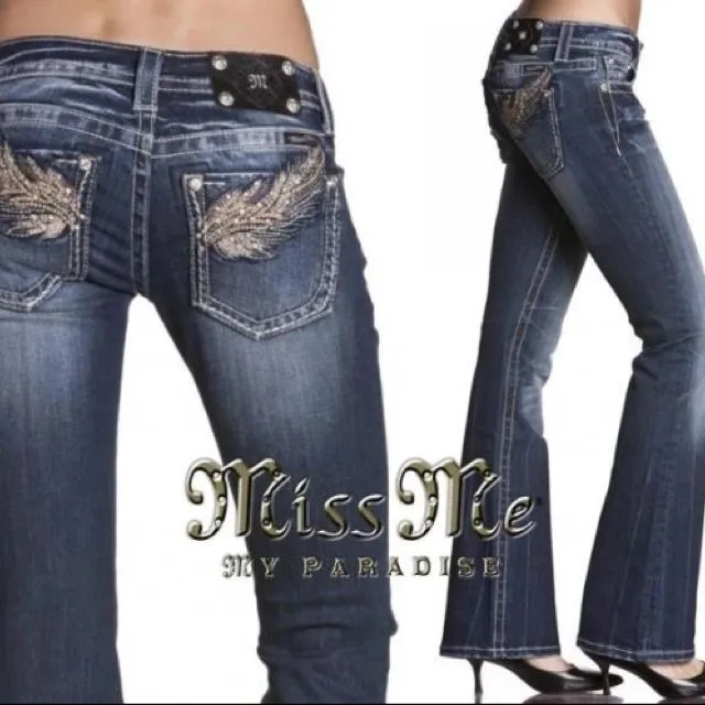 /img/47247-diecast-jeans-pick5.webp