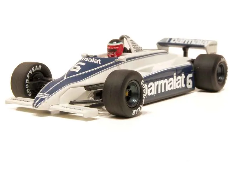 /img/47250-f1-diecast-display.webp