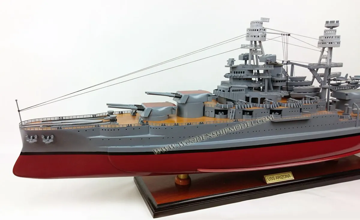 47260 uss arizona diecast model overview