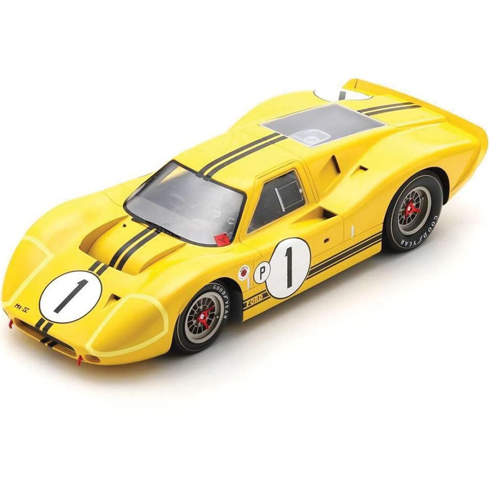 /img/47274-gt-diecast-models-display.webp