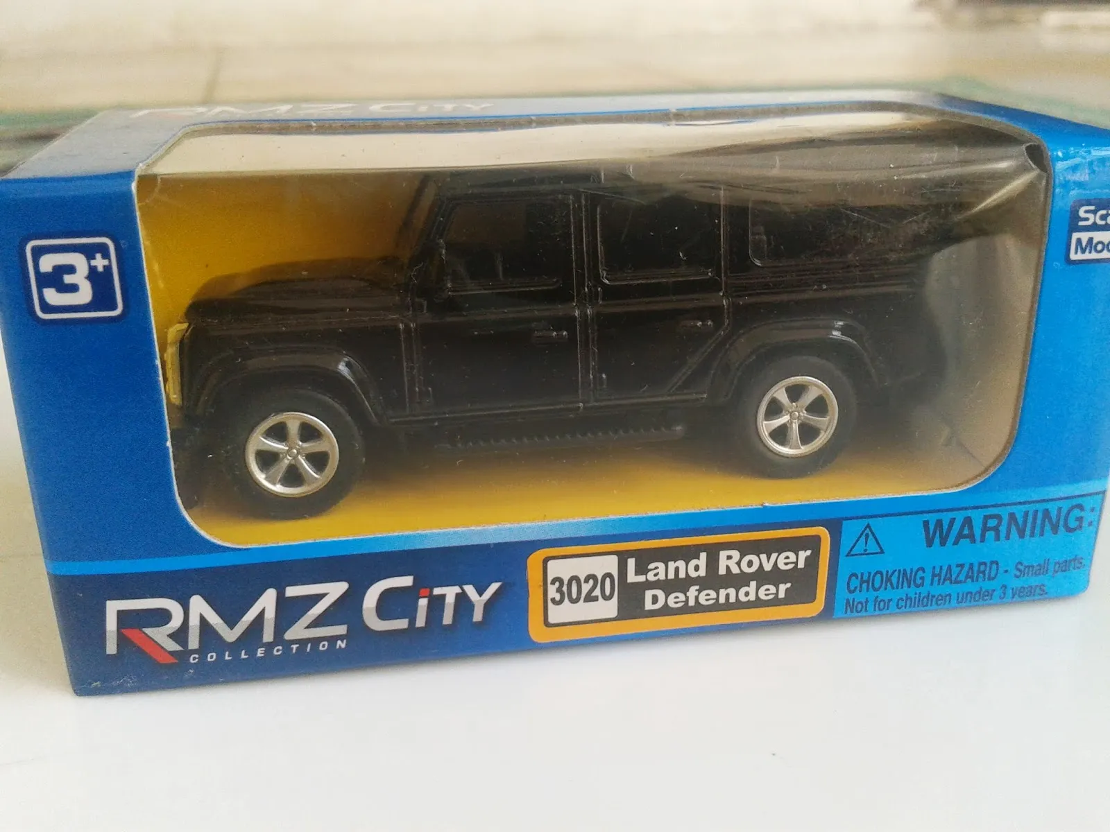 47285 rmz diecast bmw i8
