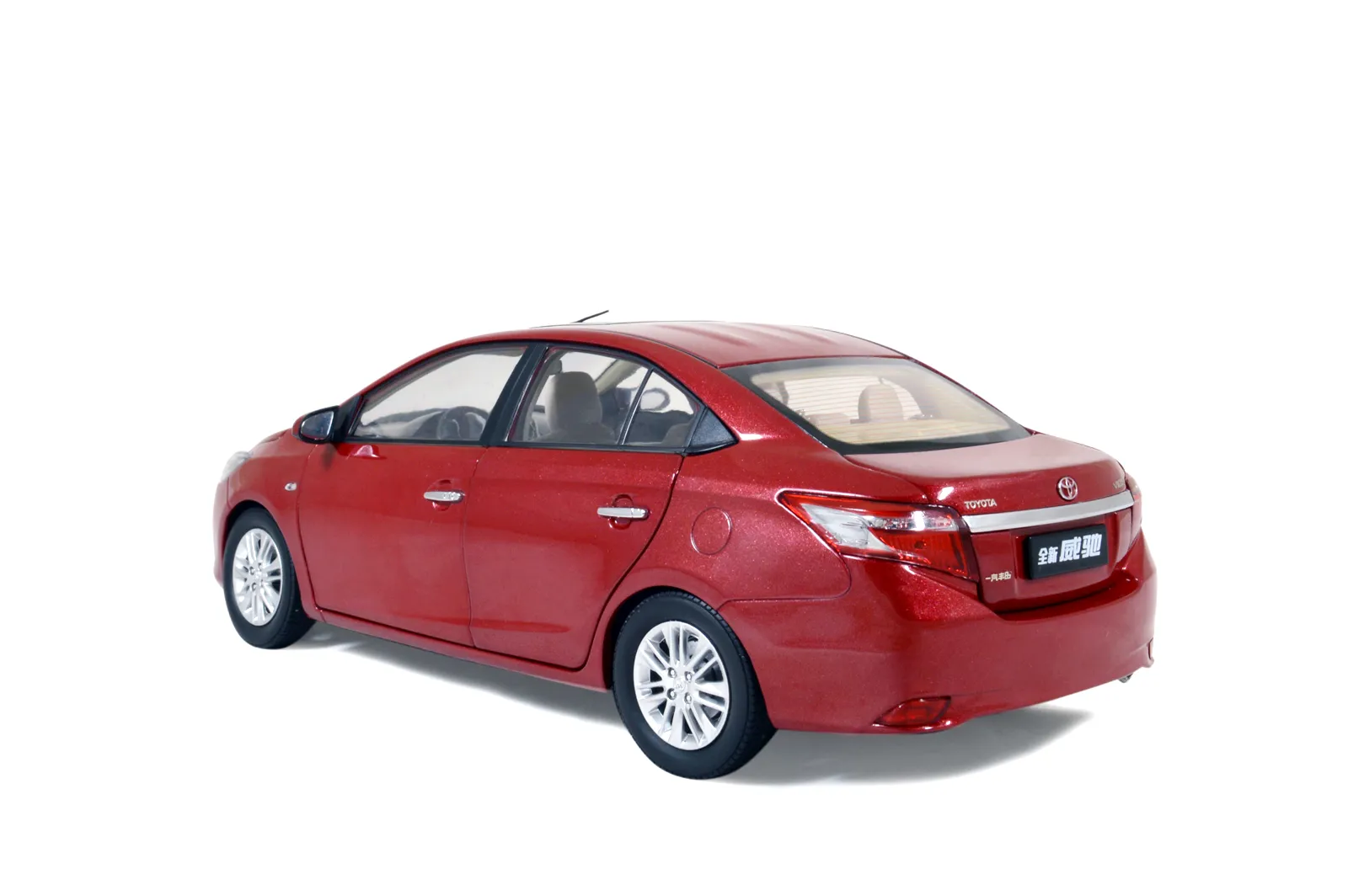47364 vios diecast model 4 different angles