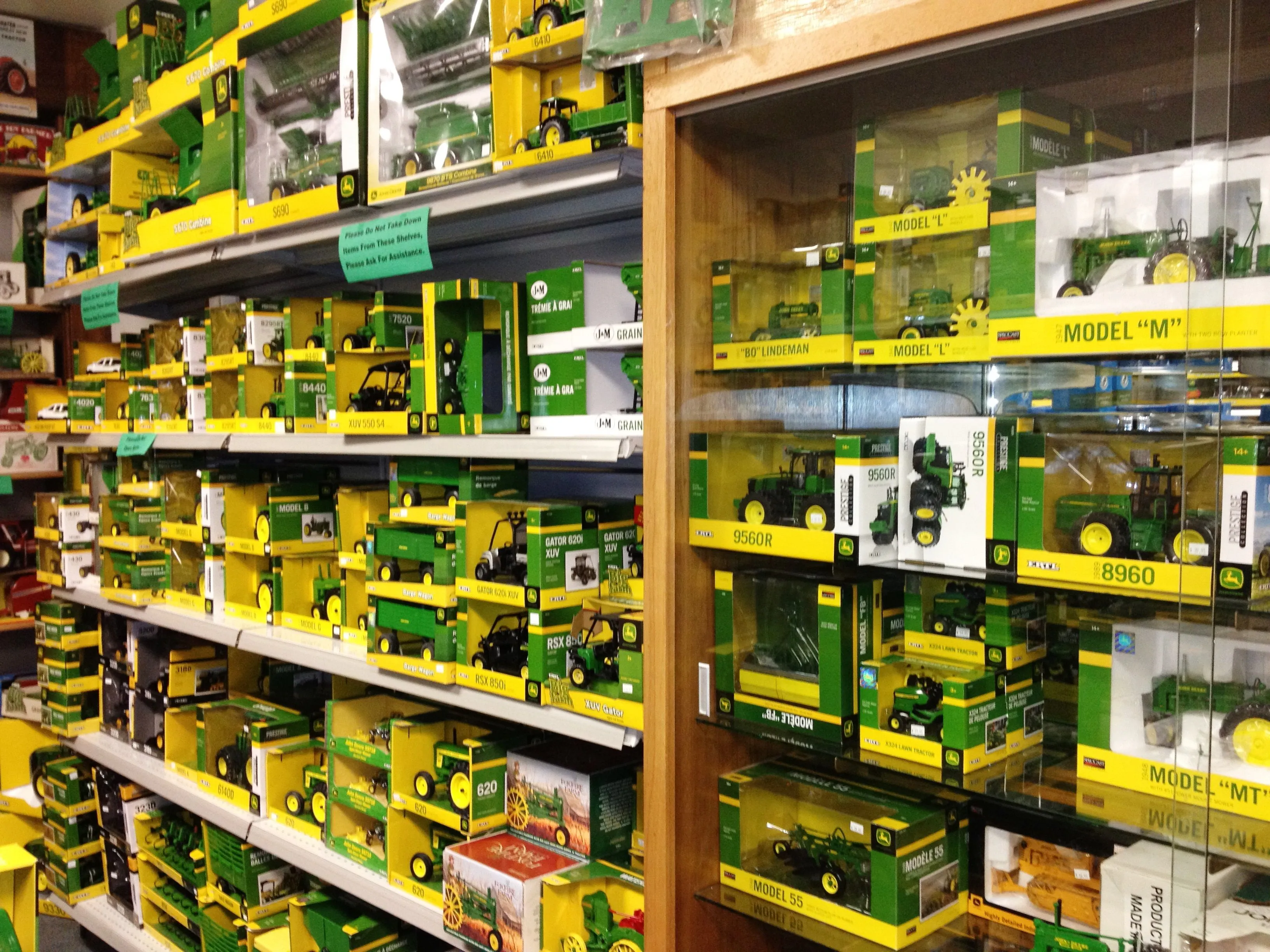 47369 vintage diecast toys