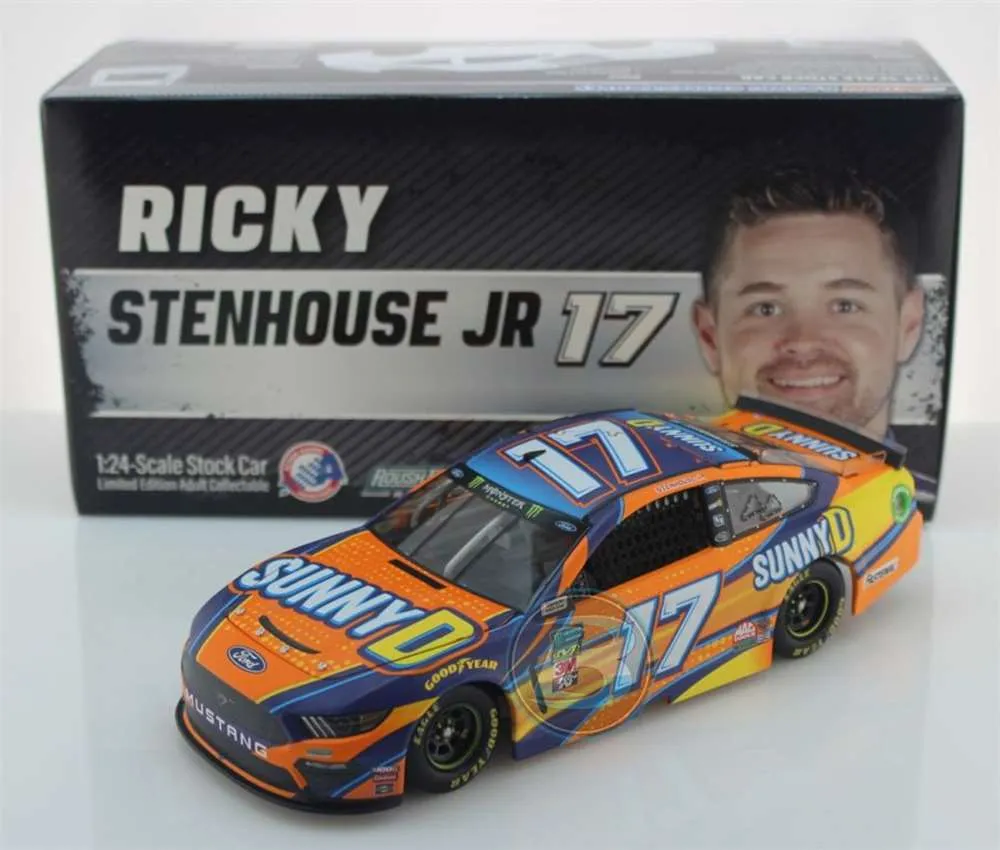 47377 2015 john deere ford diecast