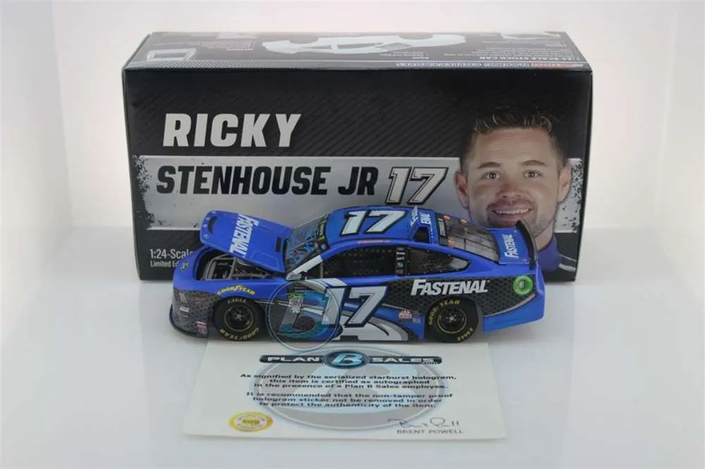 47377 ricky stenhouse jr diecast display