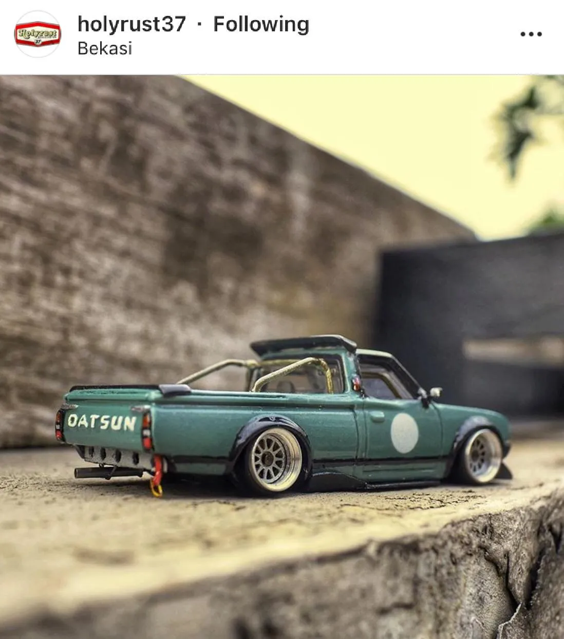 47391 brand 4 diecast car