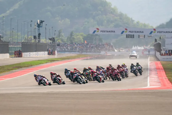 47396 diecast motogp indonesia display