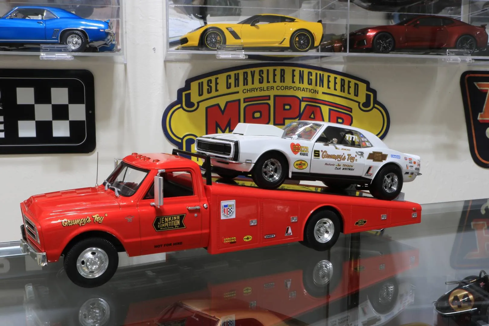 47420 diecast drag car display