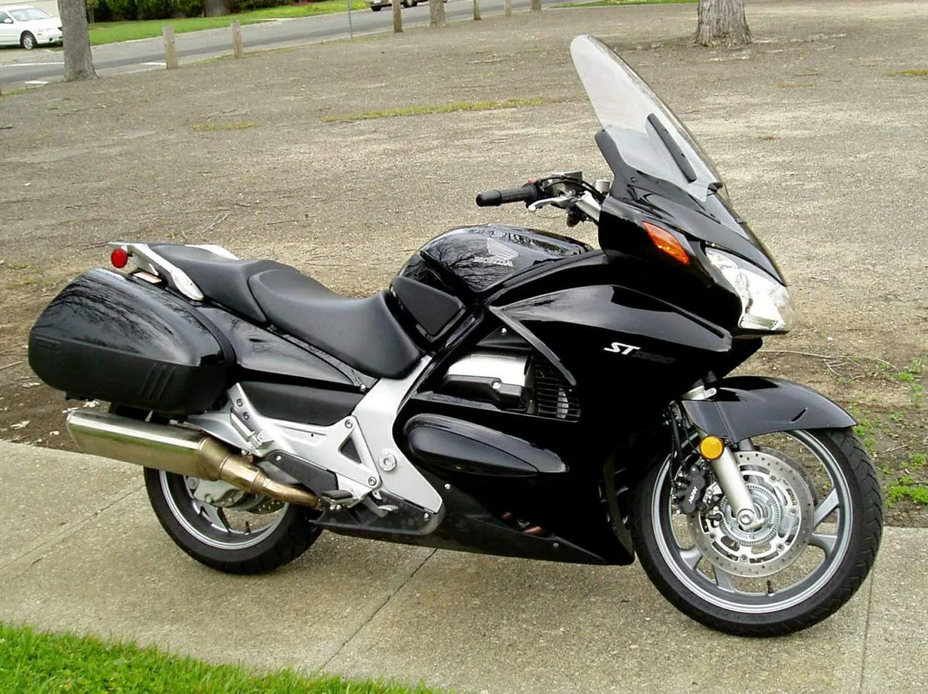 47424 honda st1300 model 1