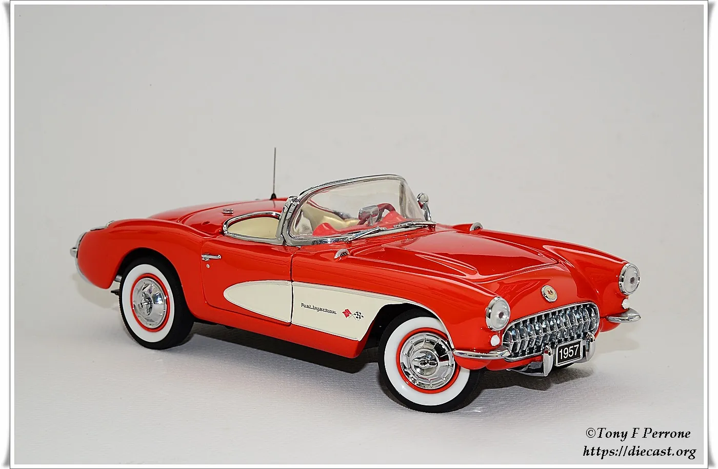 /img/47432-corvette-diecast-collection.webp