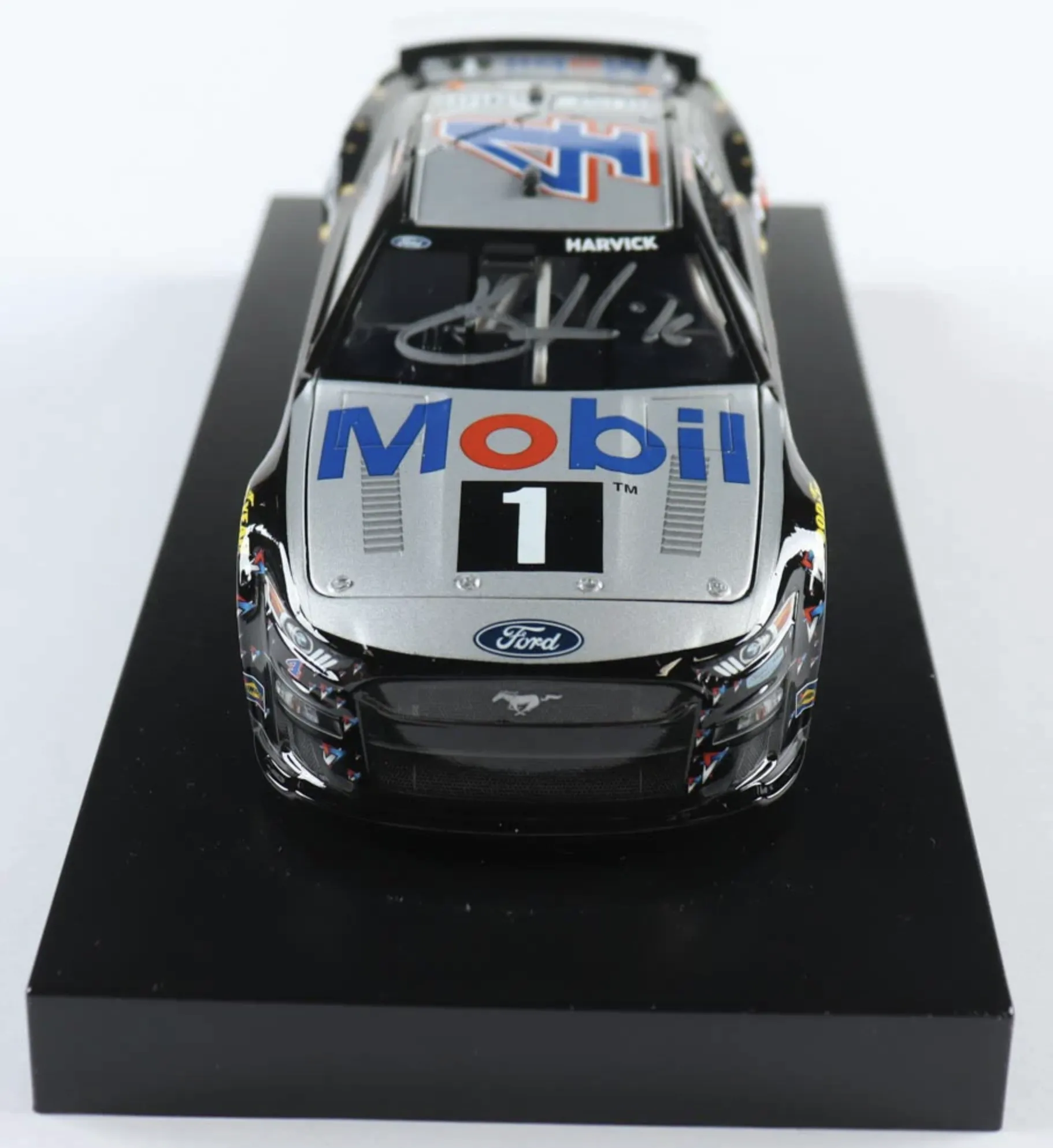 47433 damaged diecast car