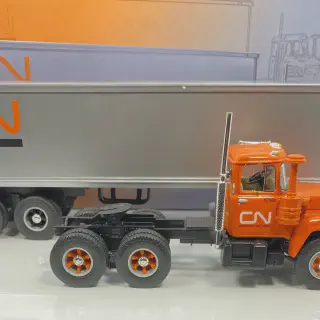 /img/47448-custom-diecast-service-truck-display-ideas.webp