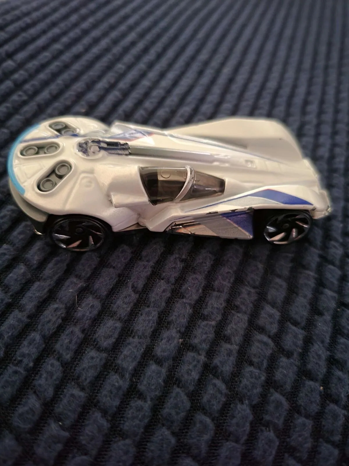 47456 early hot wheels millennium falcon