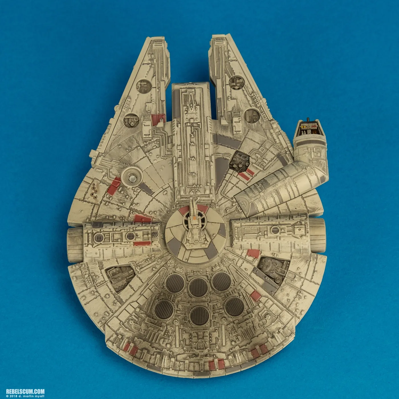 47456 millennium falcon collector tips