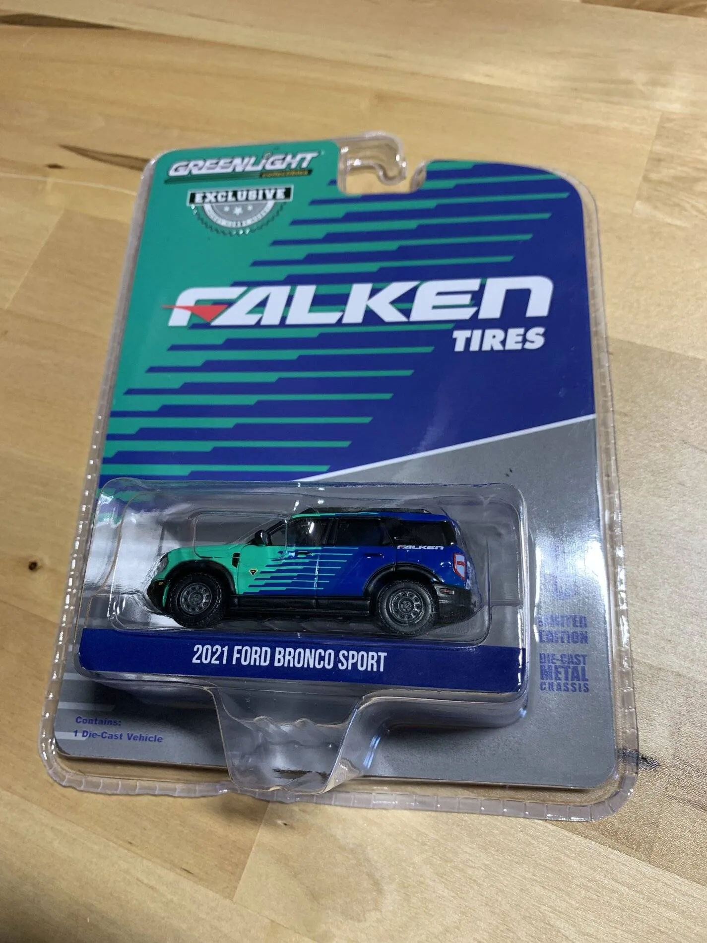 47484 ford bronco diecast scale